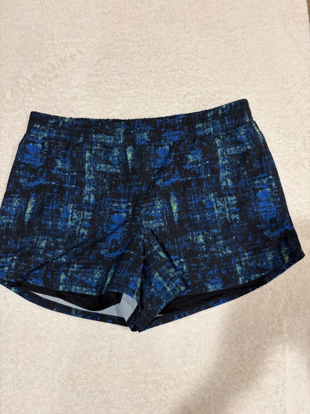 Jockey Women's Black and Blue Printed Athletic Shorts